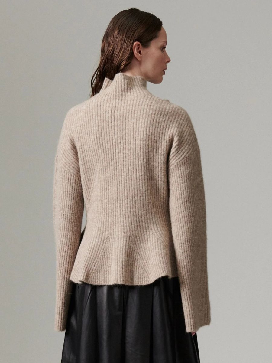 Pepluma Cozy Days Pullover - Roasted Cashew