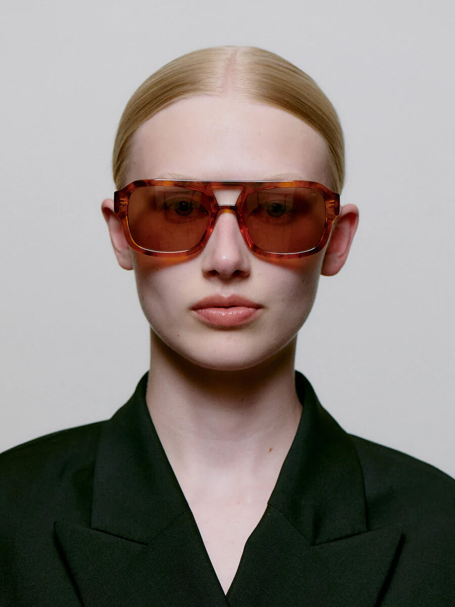 A.KJAERBEDE Kaya sunglasses - Havana