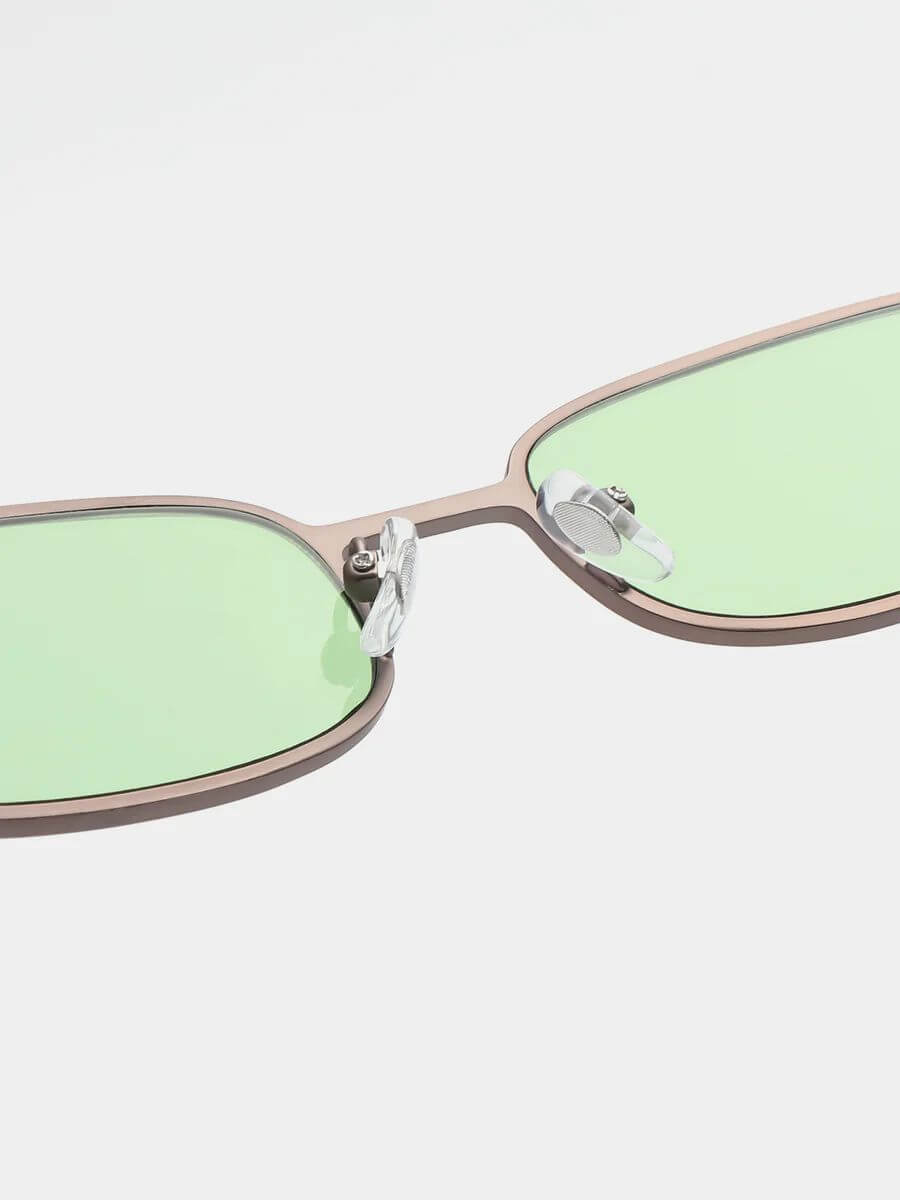 A.Kjaerbede Noah Sunglasses in Matte Gun Metal Havana zoom in on nose bridge pads.
