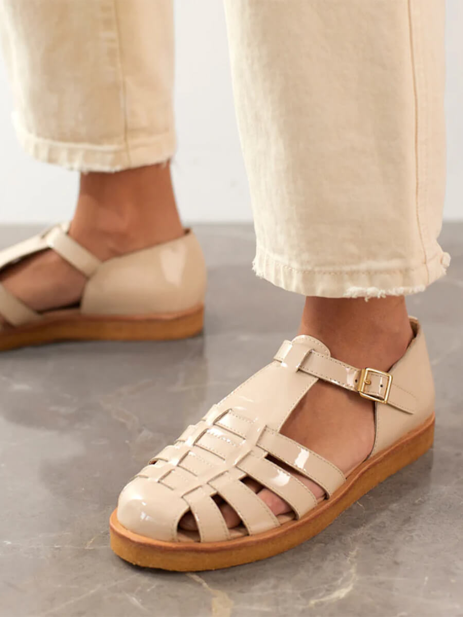 Angulus-Strap-Sandals-with-Buckle-Beige