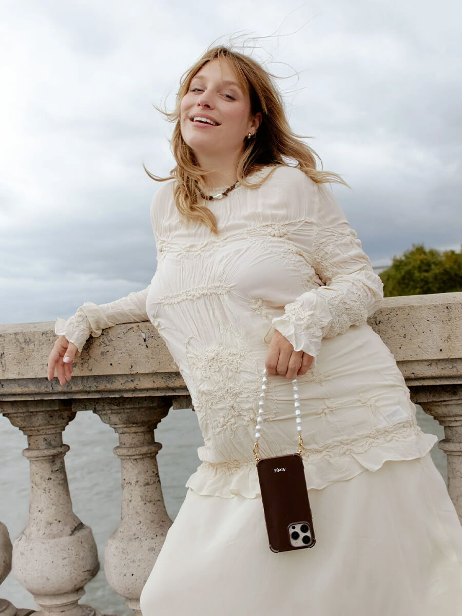 Ateljé Short Phone Cord - Cloudy