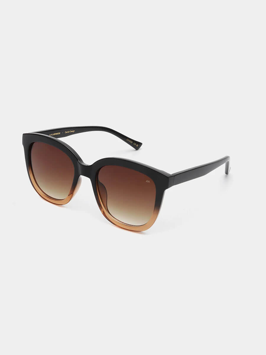 A.KJÆRBEDE Billy Sunglasses - Black/Brown Transparent