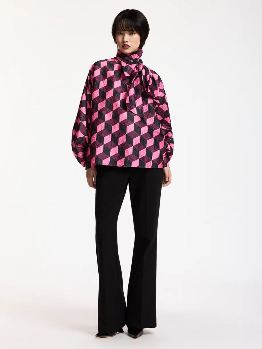 Essentiel Antwerp - Komo Pussy Bow Top - Black combo