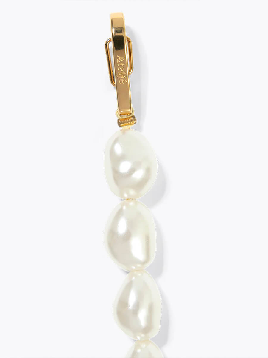 ATELJÉ
Extra Long Phone Cord - Pearl Drop