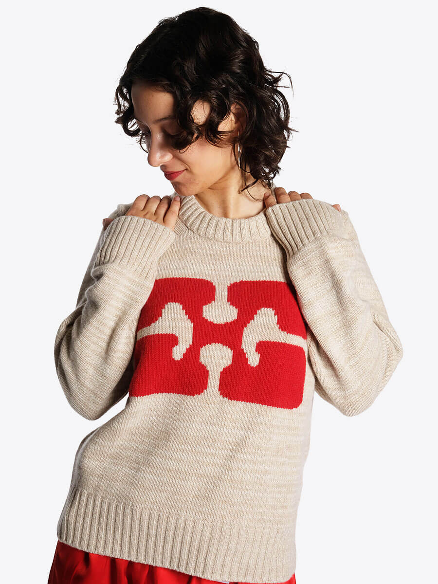 Graphic O-neck Pullover Butterfly-
