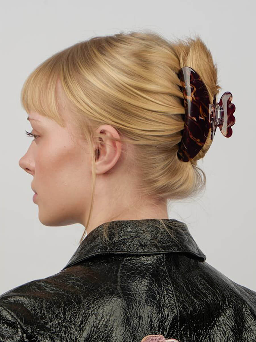 Helle Pretty Big Hairclip - Dark Brown