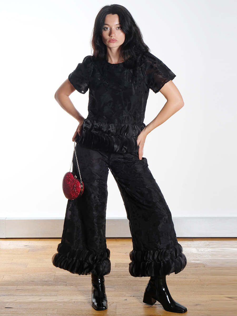 Hunkon - Aiko Top - Aiko Trousers - Black
Bukela - Palma Boots - Black
Baum und Pferdgarten - Kenz Bag