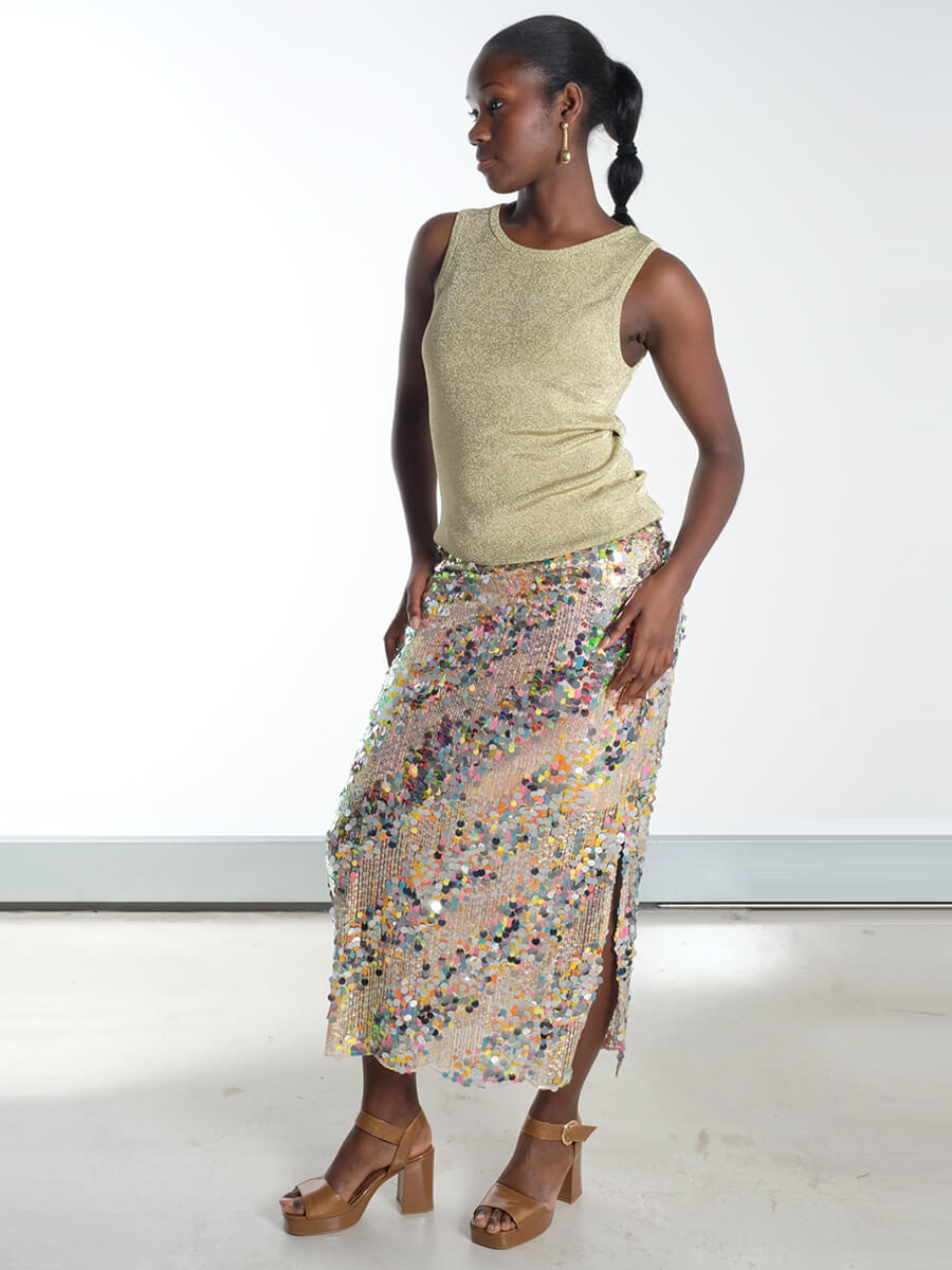 Hunkon - Blaze Sequin Skirt
Munthe - Parli Cardigan - Gold
Munthe - Parkster Knit - Gold
