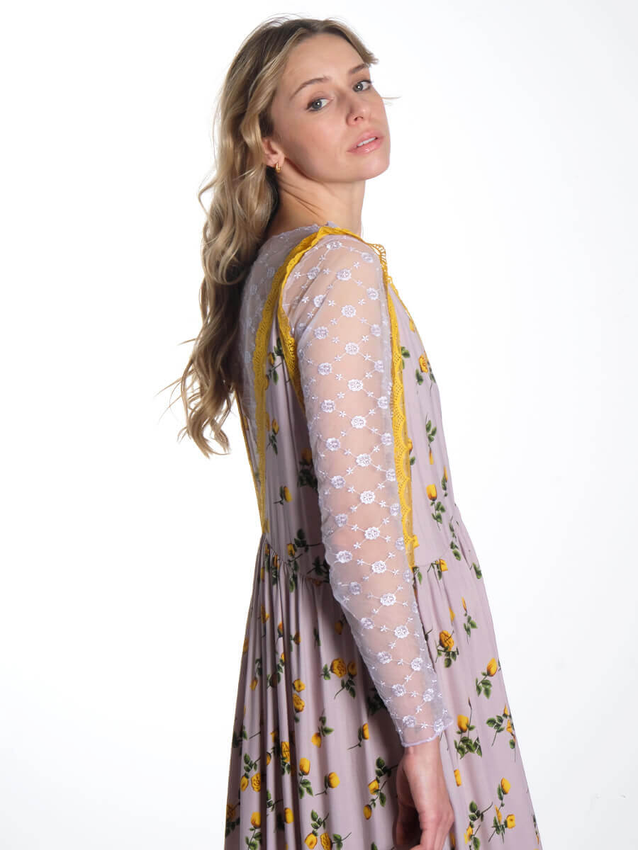 HUNKON
Lisa Dress - Yellow Lace