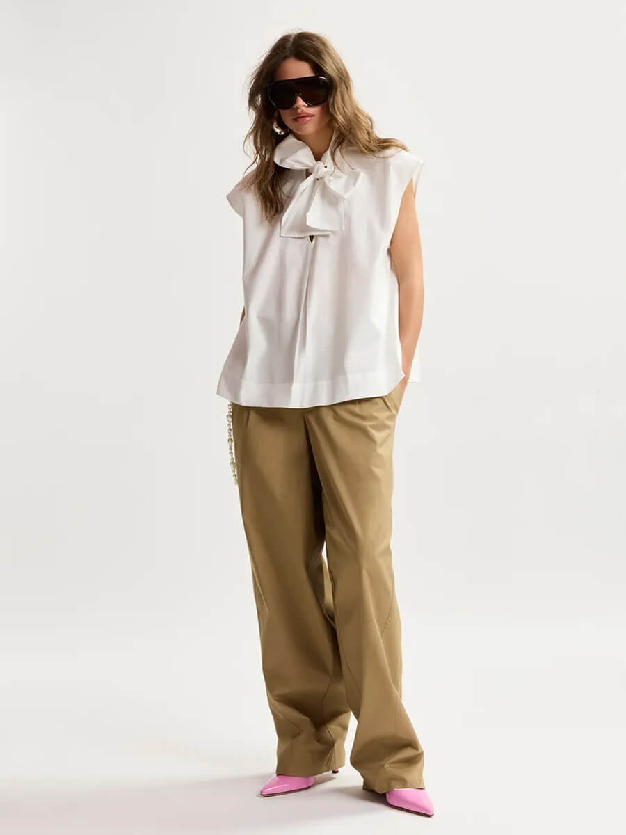 Essentiel Antwerp
Jalaysia Sleeveless Top - Off White