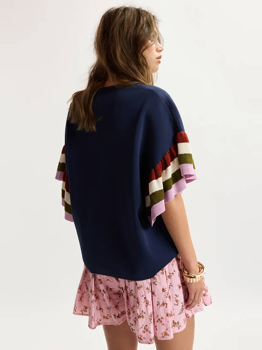Essentiel Antwerp
Januari Knitted Top - Navy Multi