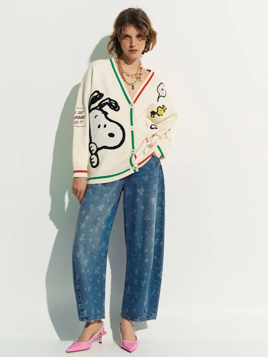 ESSENTIEL ANTWERP
Jaseball Snoopy Cardigan - Off White