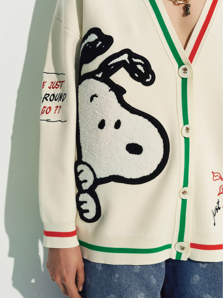 ESSENTIEL ANTWERP
Jaseball Snoopy Cardigan - Off White