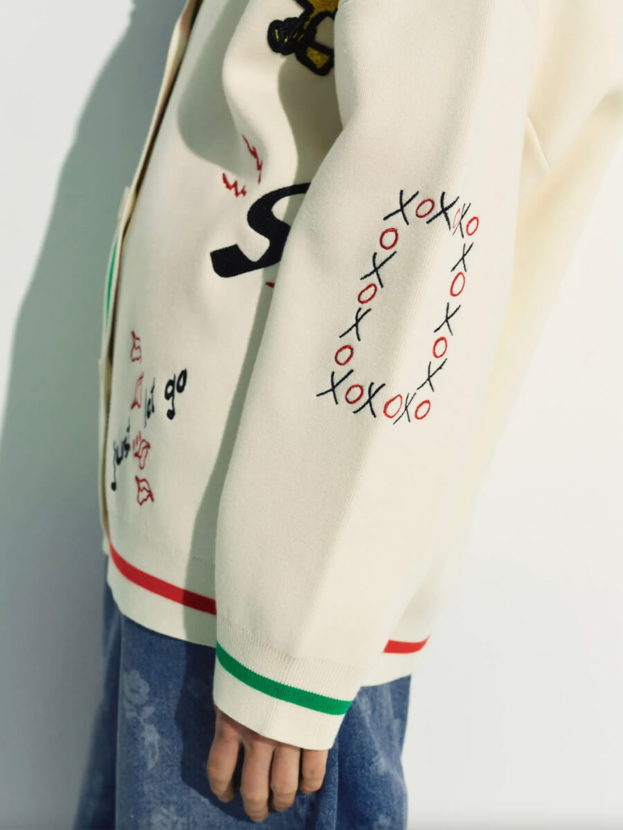 ESSENTIEL ANTWERP
Jaseball Snoopy Cardigan - Off White