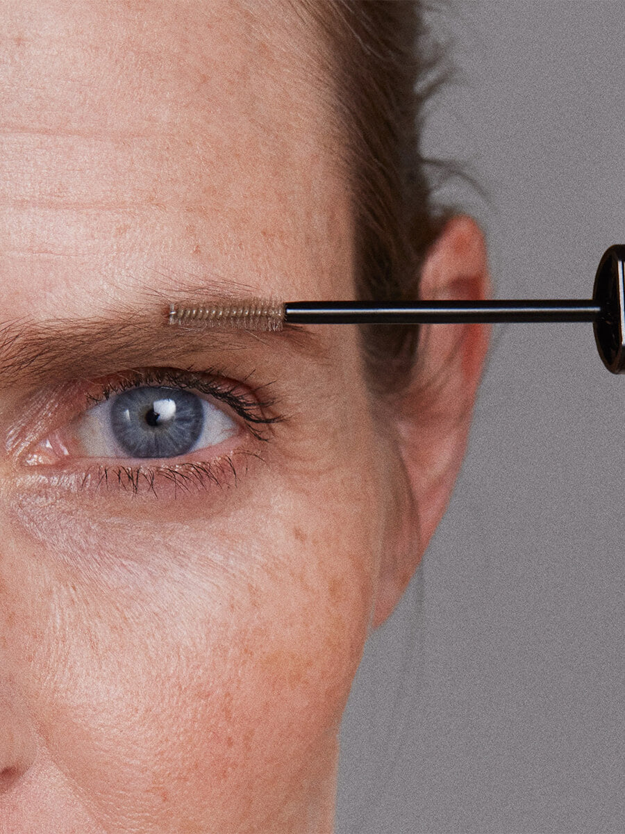 Kjaer-Weis-Brow-Gel-Medium-Brown