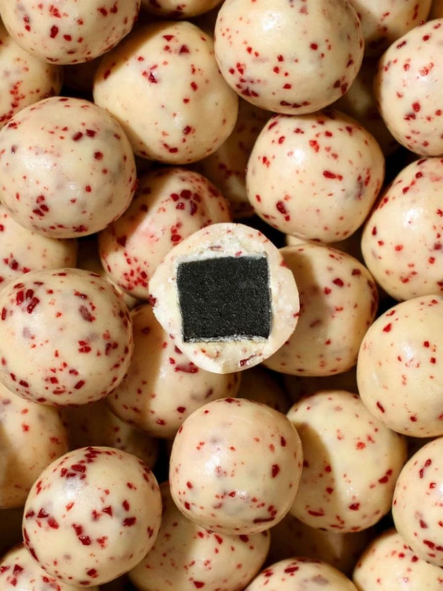 Lakrids By Bulow - Cherry Sour Choc Liquorice - Regular
