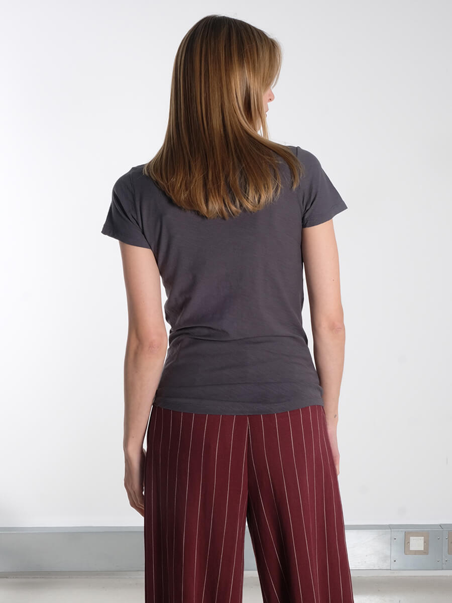 LeveteRoom-Any1CrewNeckT-shirt-BlackOystere_1_2722ffa3-ae73-4d17-b52e-08cdd1b8a6c3