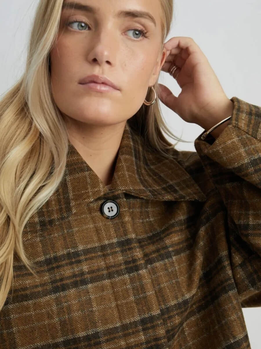 MINUS
Parilla Jacket - Chestnut Brown