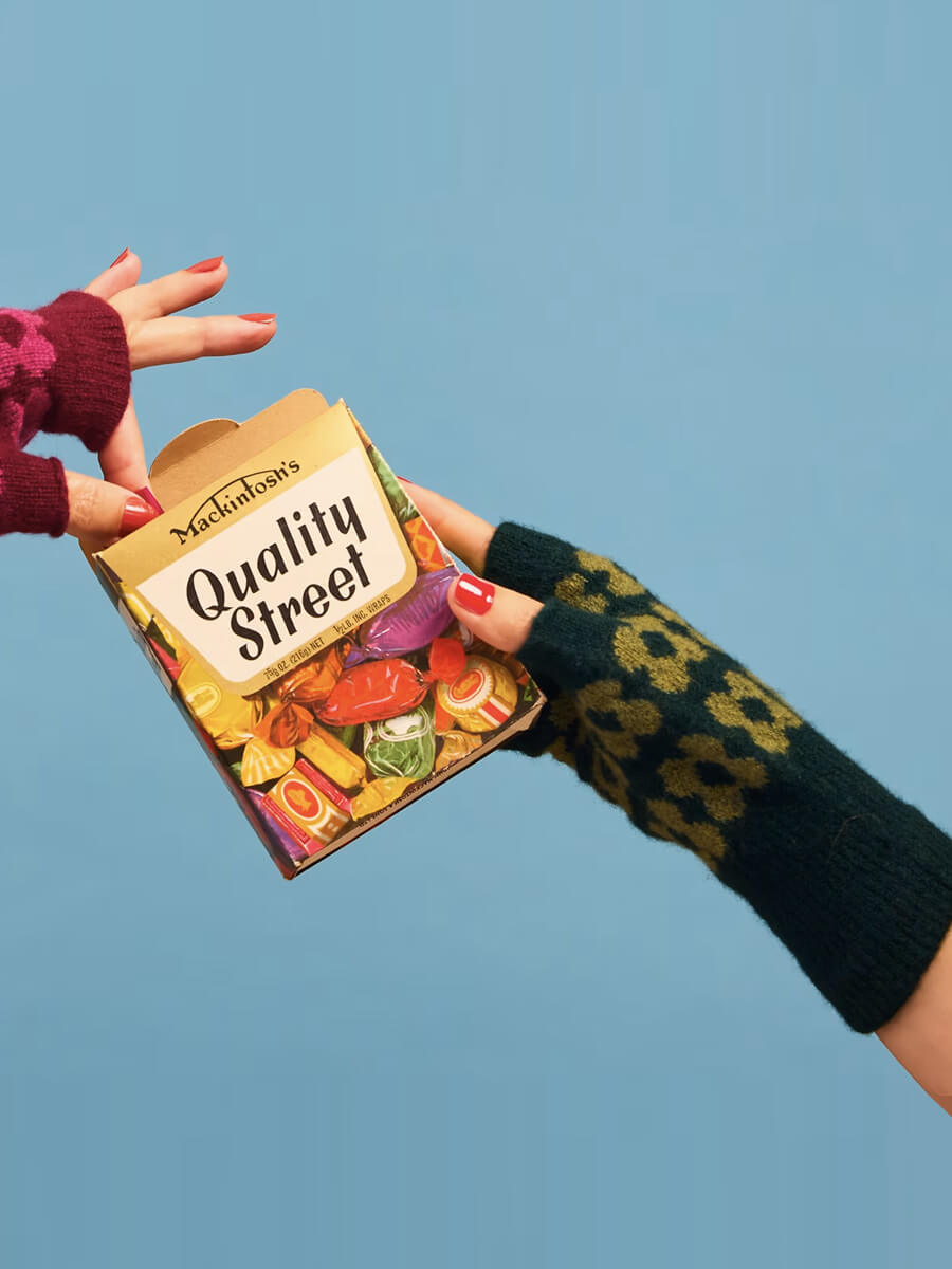 MABEL SHEPPARD
Fingerless Mitten Gloves - Green Sparkle