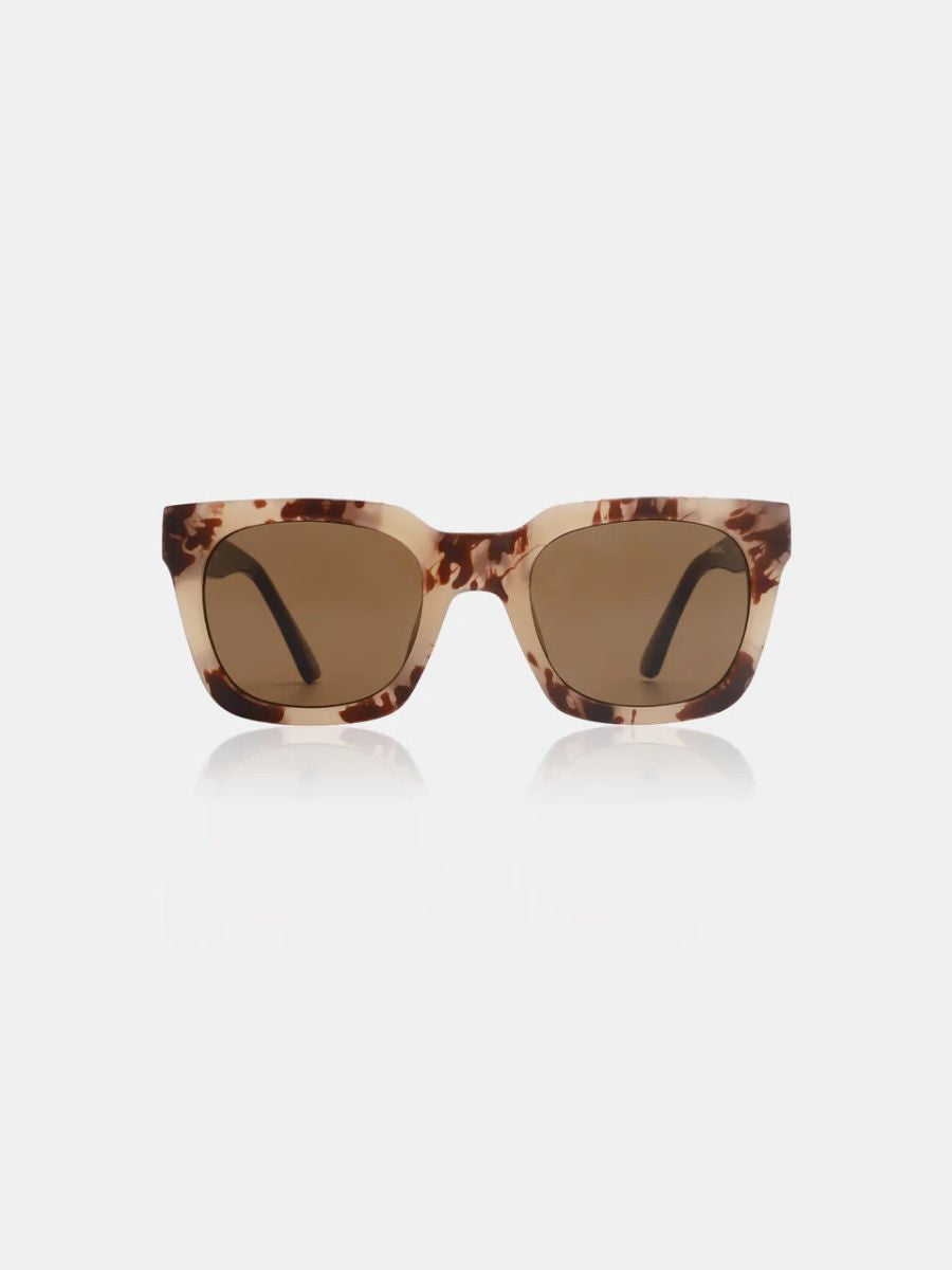 A.Kjærbede Nancy Sunglasses - Hornet