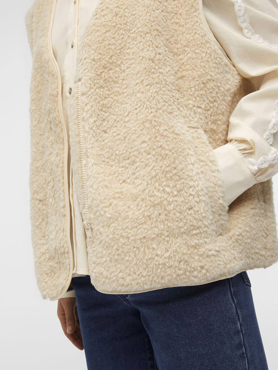 Object-Ella-Fleece-Jacket