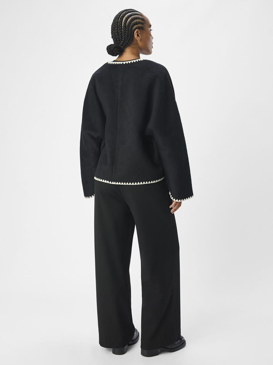Object-Lola-Jacket