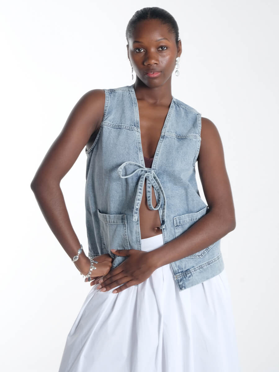 Object - Paige Skirt - White
Numph - Nubrooklyn Vest