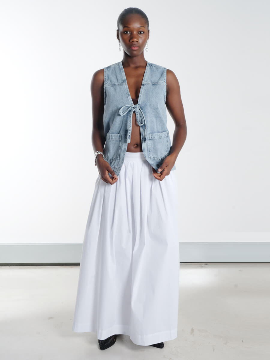 Object - Paige Skirt - White
Numph - Nubrooklyn Vest