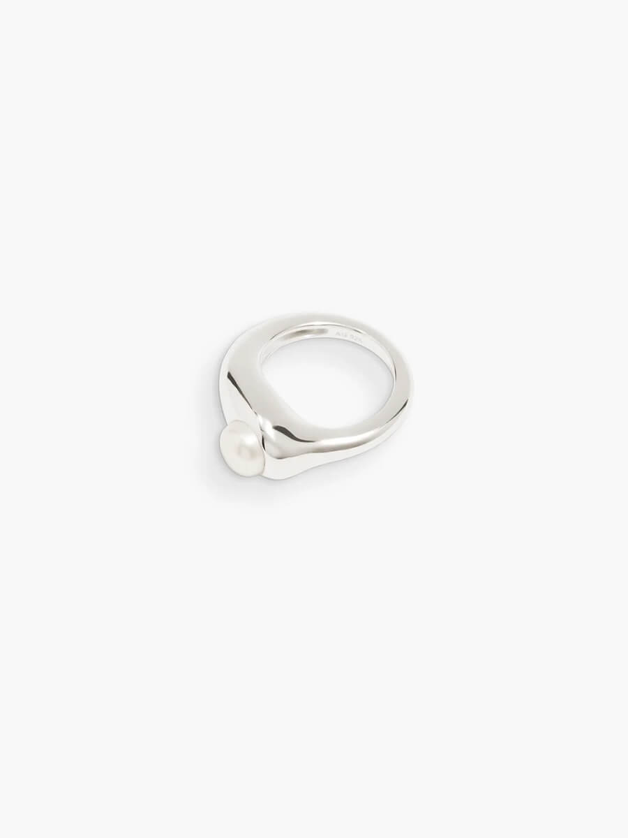 Ragbag-Dualism-Freshwater-Pearl-Ring-Silver