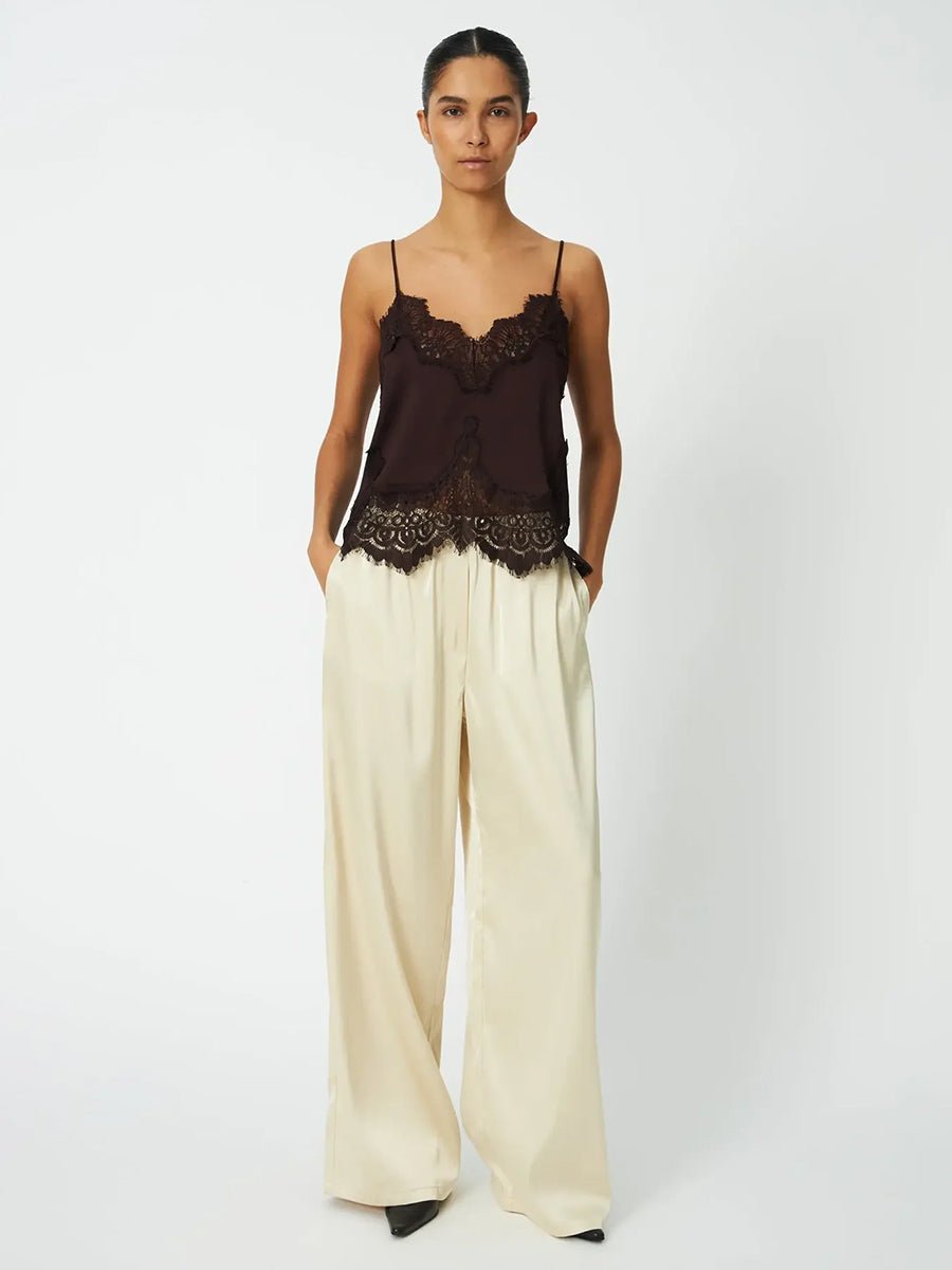 STELLA NOVA
Underlayer Lace Top - Dark Brown