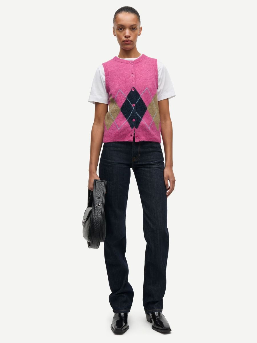 Samsoe Samsoe - Sanoura Vest - Red Violet styled over crisp, white, short-sleeve t-shirt with dark indigo jeans and black leather boots and handbag