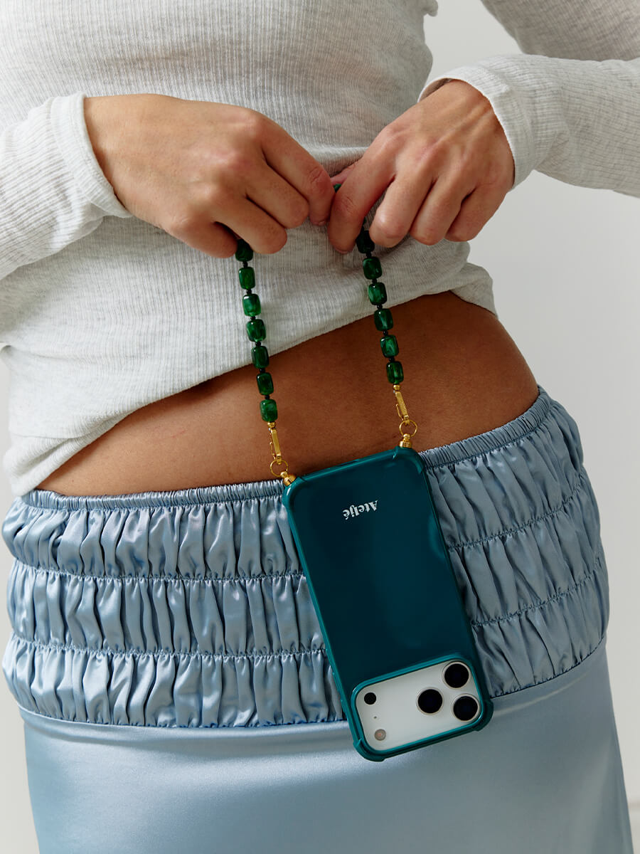 Ateljé Short Phone Cord - Touch Grass