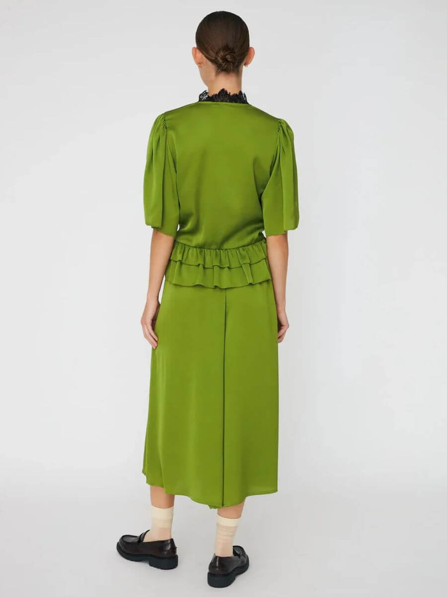 Stella Nova Tieband Blouse with Delicate shorts back view