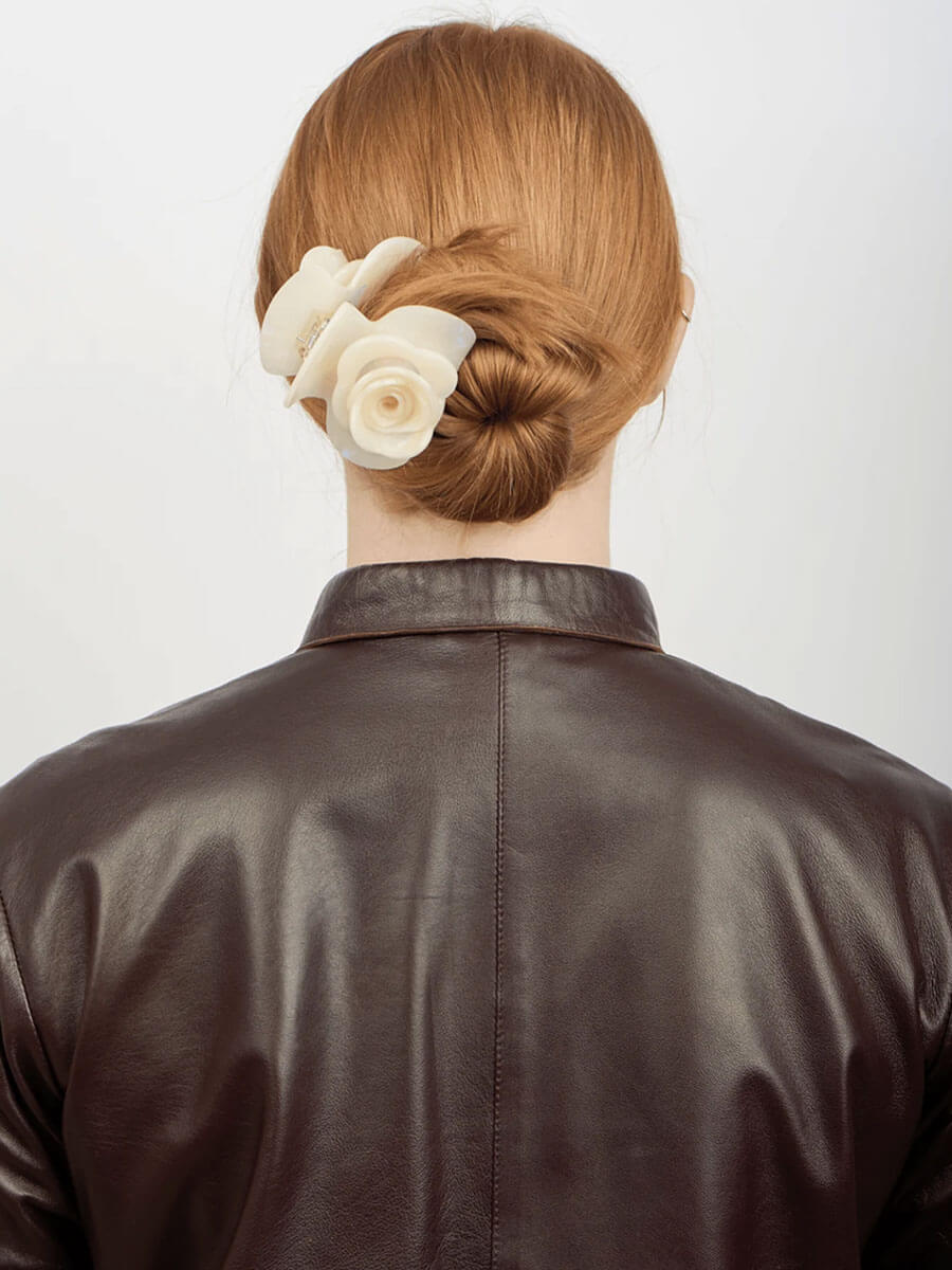 Sui Ava Rosie Plain Big Hairgrip - White