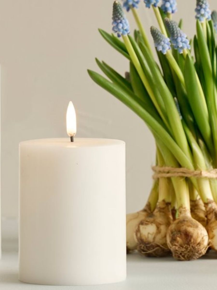 Uyuni Lighting - Pillar 7.8x10 - Nordic White