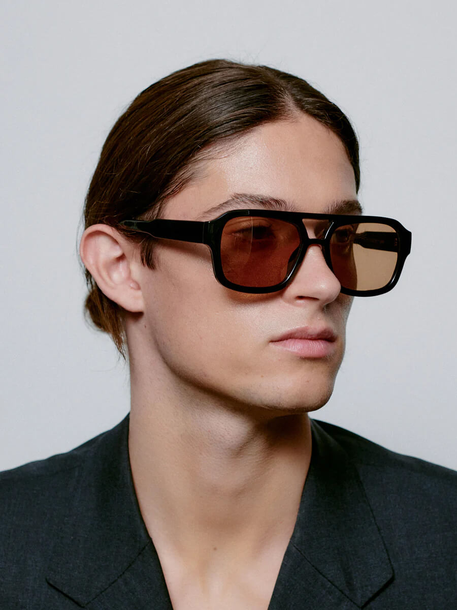 akjaerbede Kaya sunglasses - Black