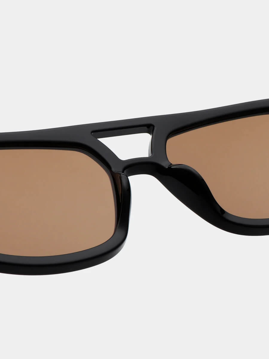 akjaerbede Kaya sunglasses - Black