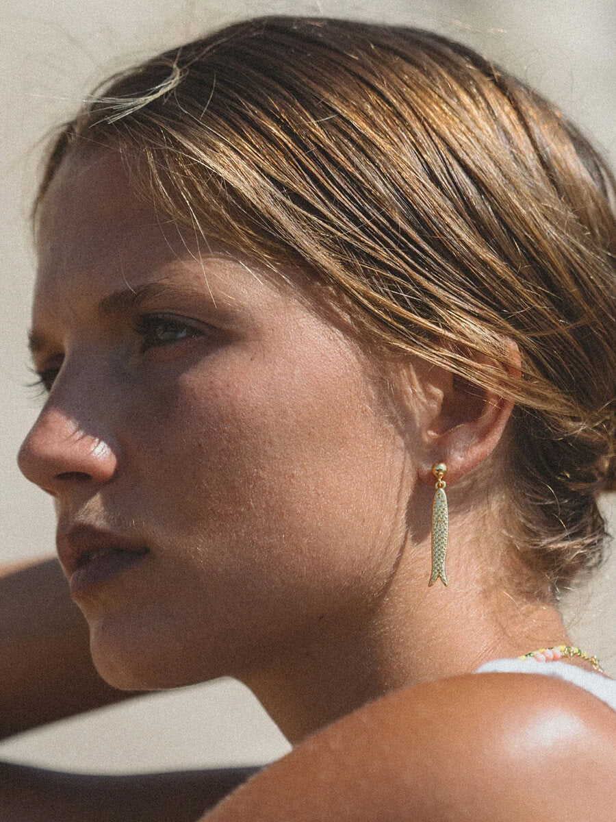 anni-lu-hippie-fish-earring