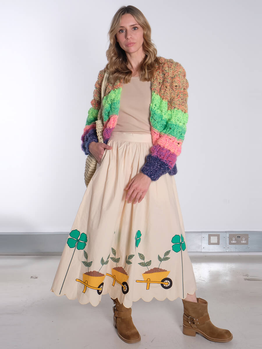 stella-nova-embroidered-midi-skirt-with-scallops-ivory dawnxdare Arena Rainbow Cardigan -Bold