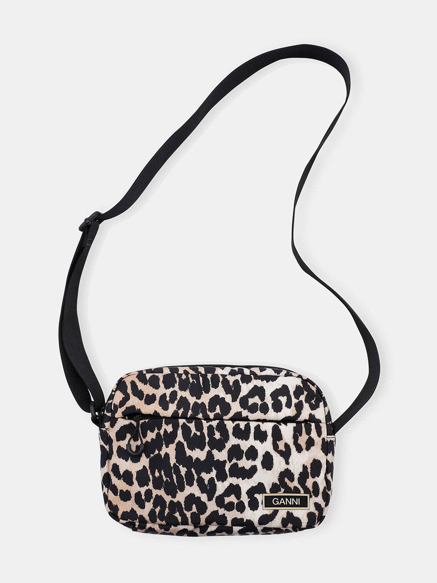 ganni-recycled-tech-festival-bag-leopard-a4478-943