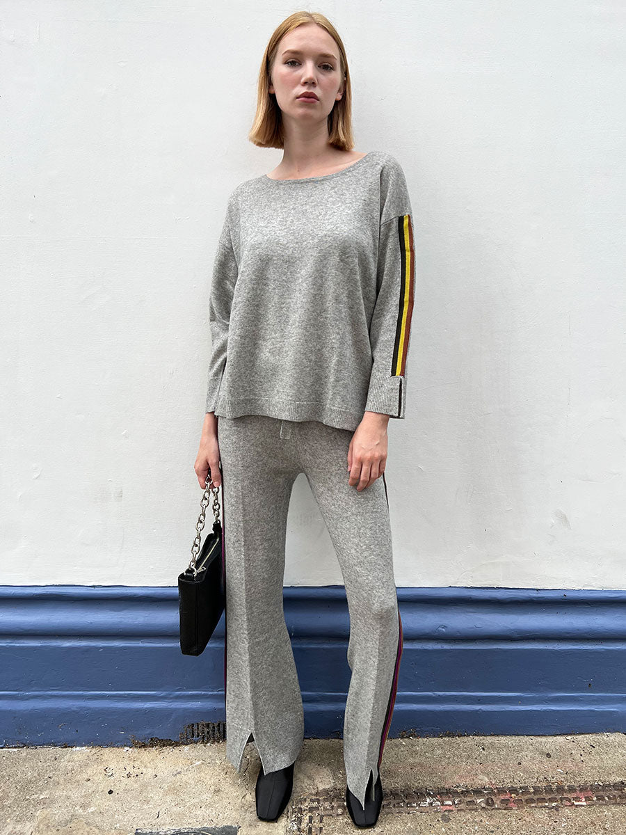 M.-Wiesneck-Milot-Jumper-+-Nica-Knitted-Trousers-(1)