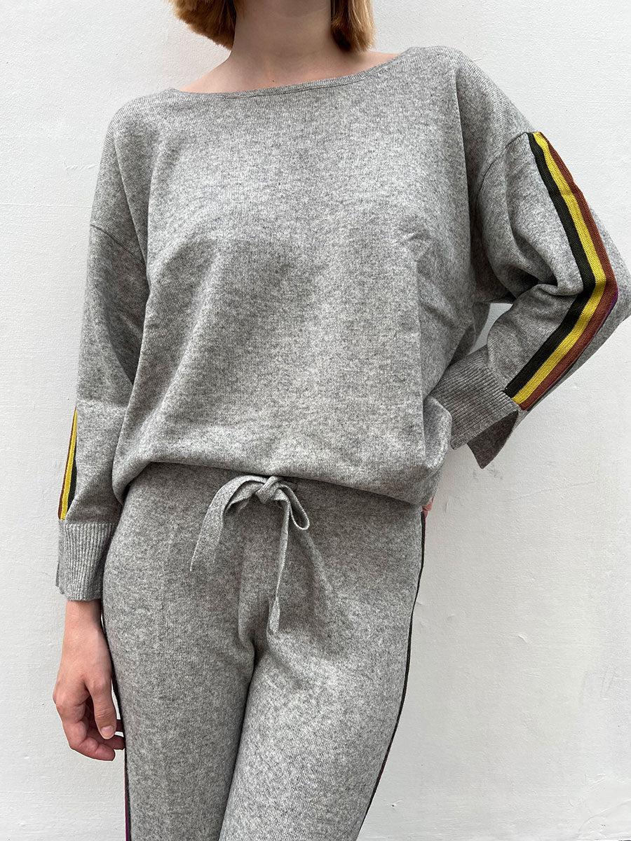 M.-Wiesneck-Milot-Jumper-+-Nica-Knitted-Trousers-(1)