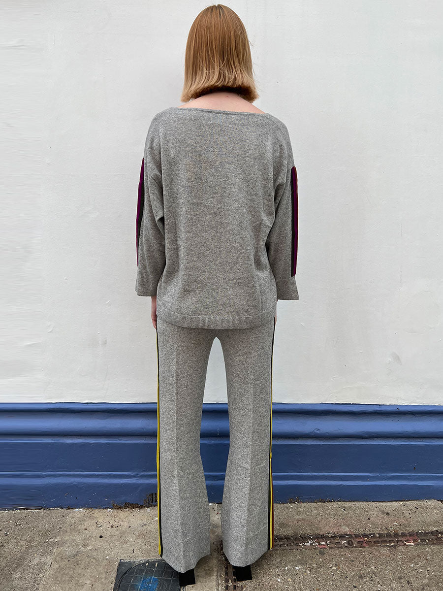 M.-Wiesneck-Milot-Jumper-+-Nica-Knitted-Trousers-(1)
