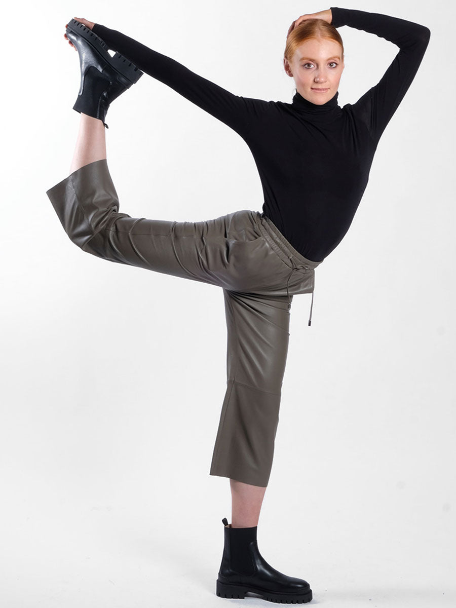 Oakwood-Loft-Leather-Trousers---Yemen-+-Samsoe-Samsoe-Ester-Rollneck
