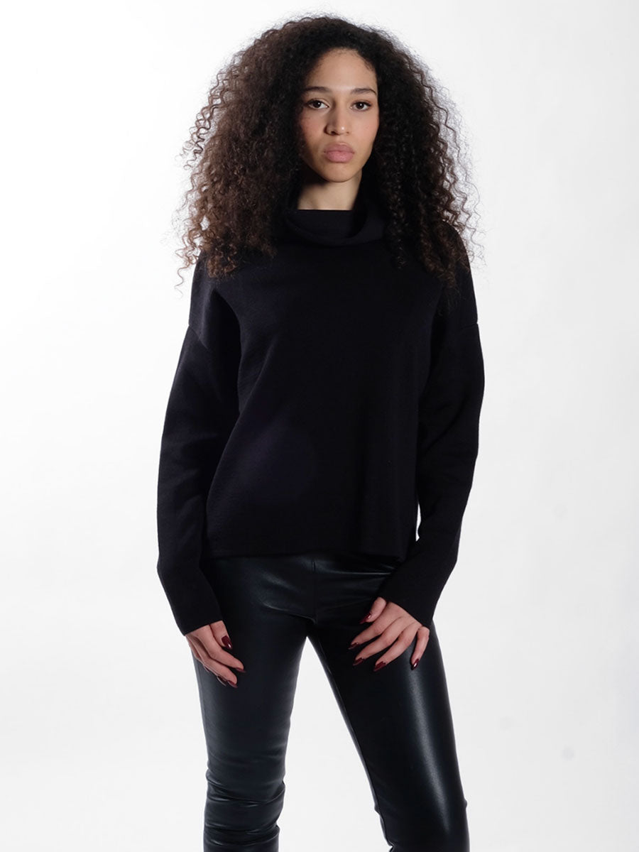 Sibin-Linnebjerg-Brazil-Jumper-Black