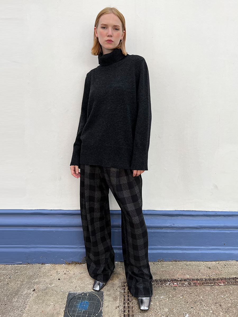 Sibin-Linnebjerg-Ponza-Jumper