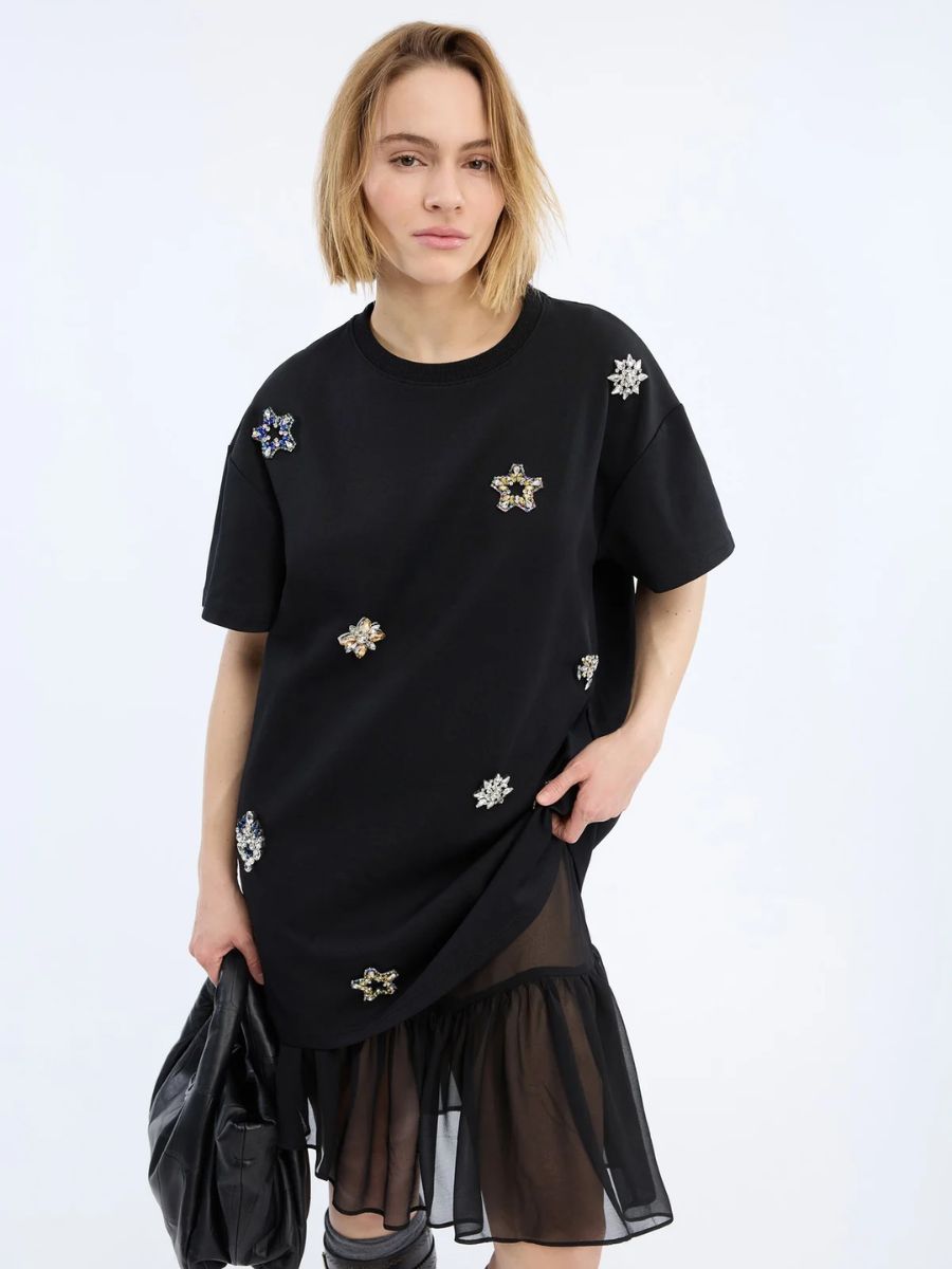 Visorless Dress