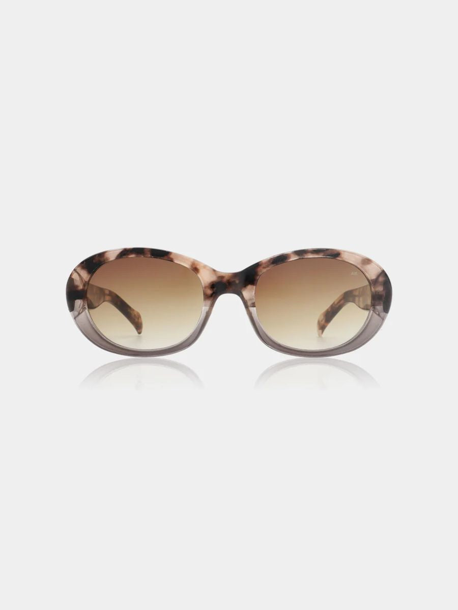 A.KJÆRBEDE - Anma Sunglasses - Coquina/Grey Transparent