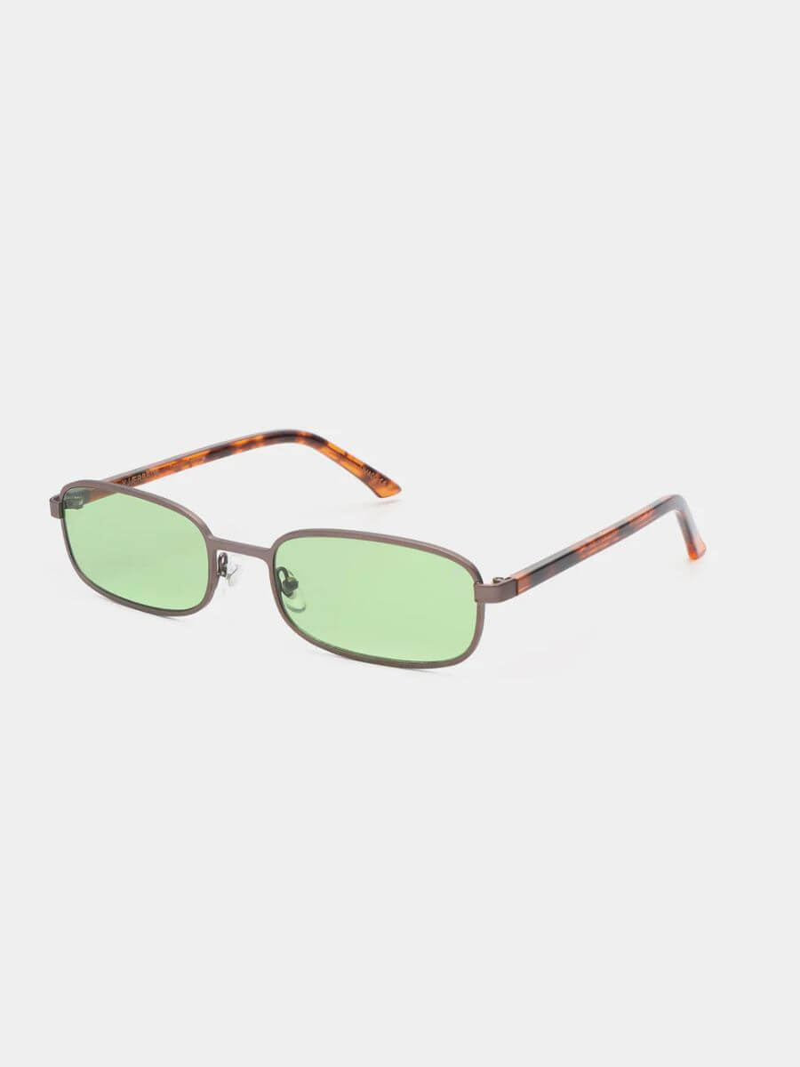 A.Kjaerbede Noah Sunglasses in Matte Gun Metal Havana side view. Green tinted lens, metal frame, tortoiseshell side frame. 