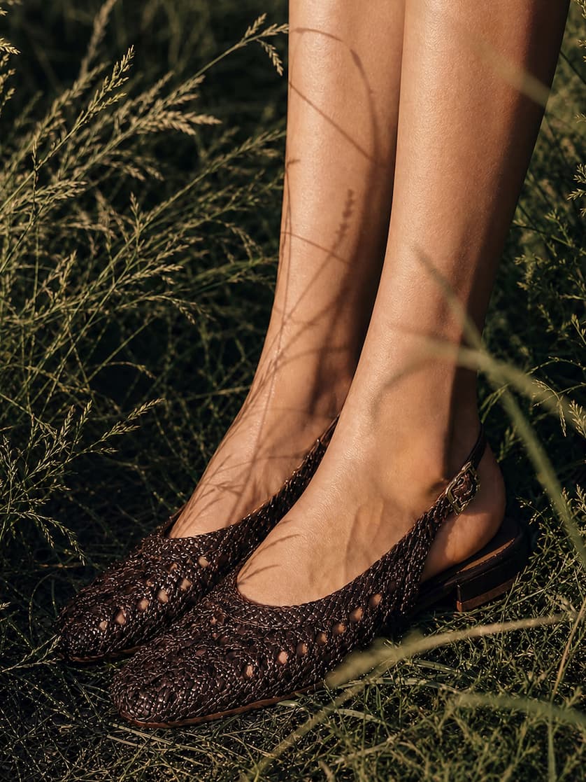 BUKELA
Evans Sandals - Espresso